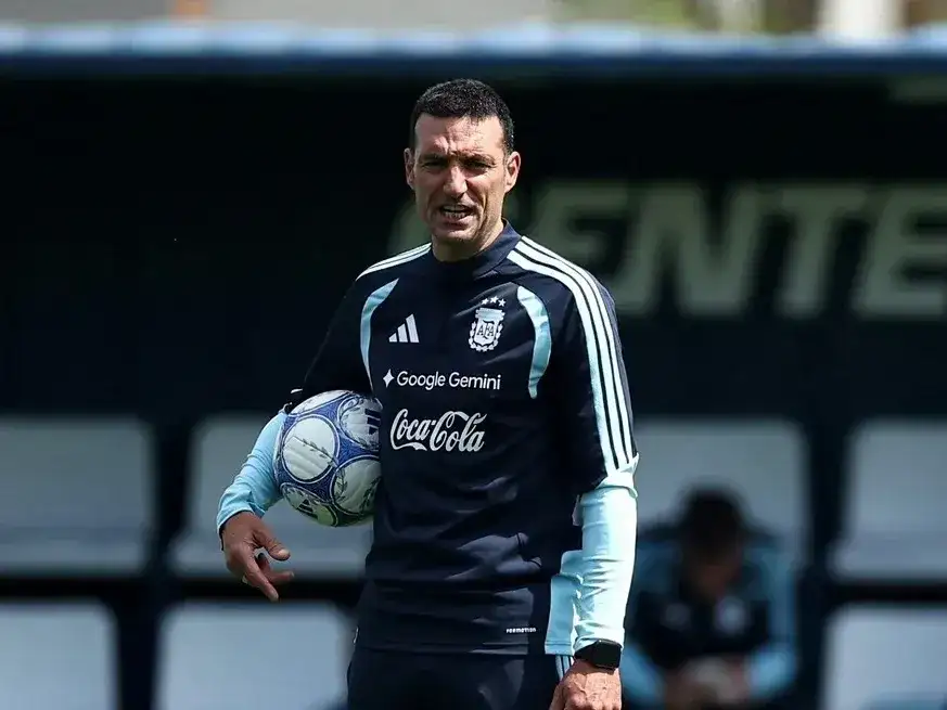 Lionel Scaloni convocó a 35 futbolistas para la triple fecha de amistosos.