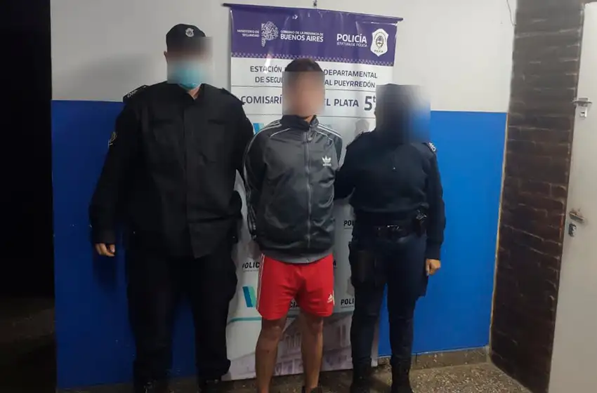 Discutió con su vecino y le dio una puñalada