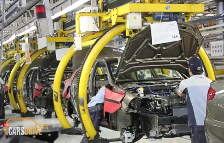 Volkswagen y Fiat suspenden trabajadores