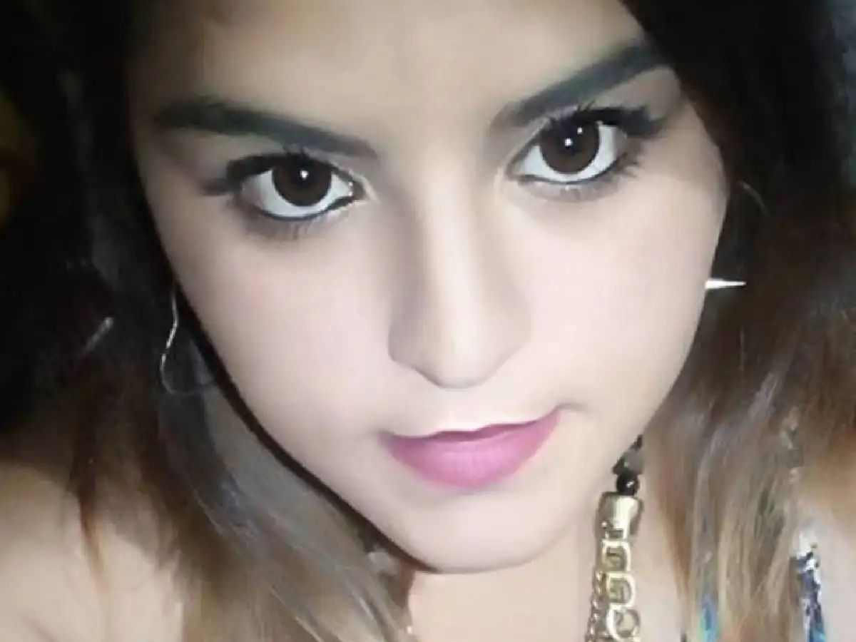 Le pidieron fotos hot para un empleo en una concesionaria
