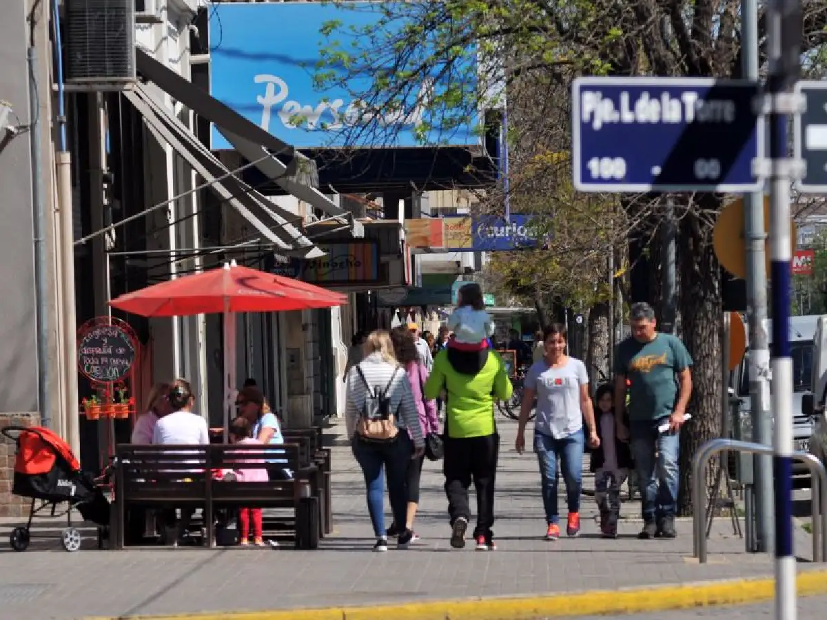 La economía argentina cayó 10% en 2020