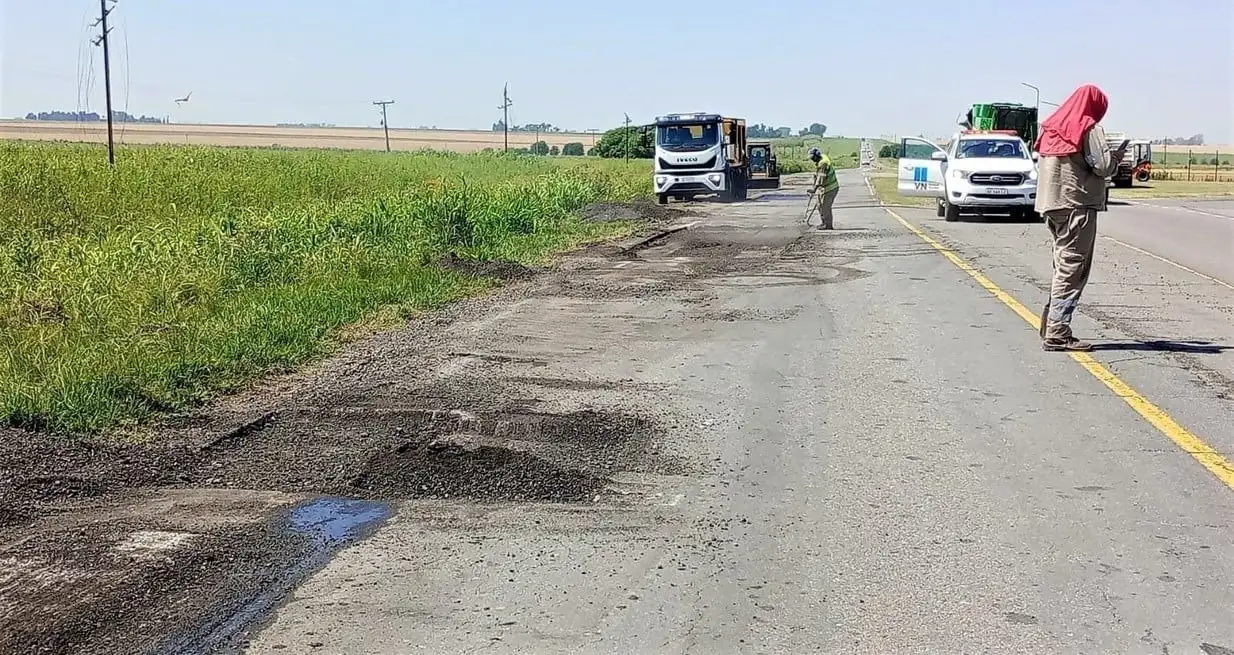 Pullaro aclaró que, aunque la provincia está dispuesta a hacerse cargo de las rutas nacionales debido a la falta de mantenimiento por parte de la Nación, "esto no debe ser a costa de condonar la deuda". Foto: Archivo