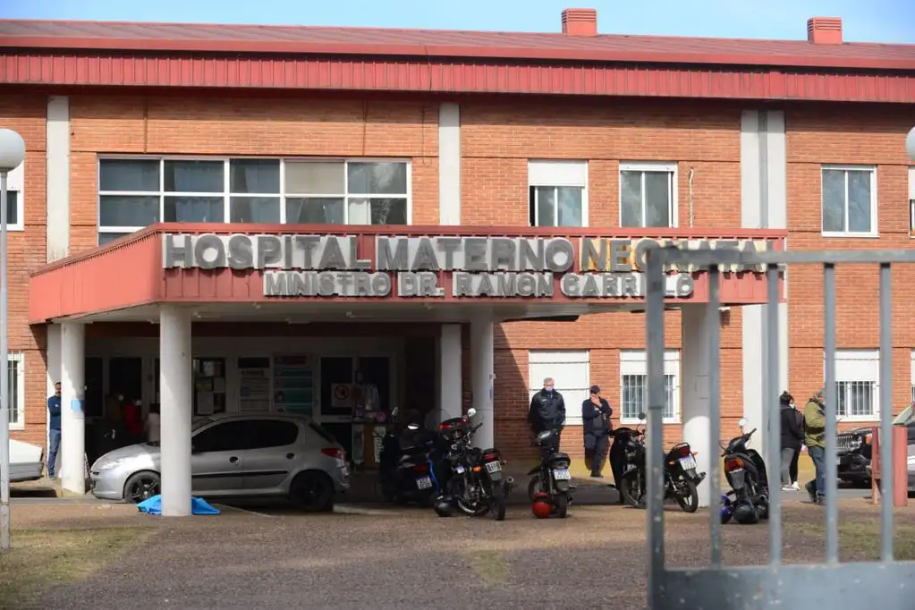 Macabro hallazgo en Córdoba: encontraron restos de un feto en la cámara séptica del hospital Neonatal