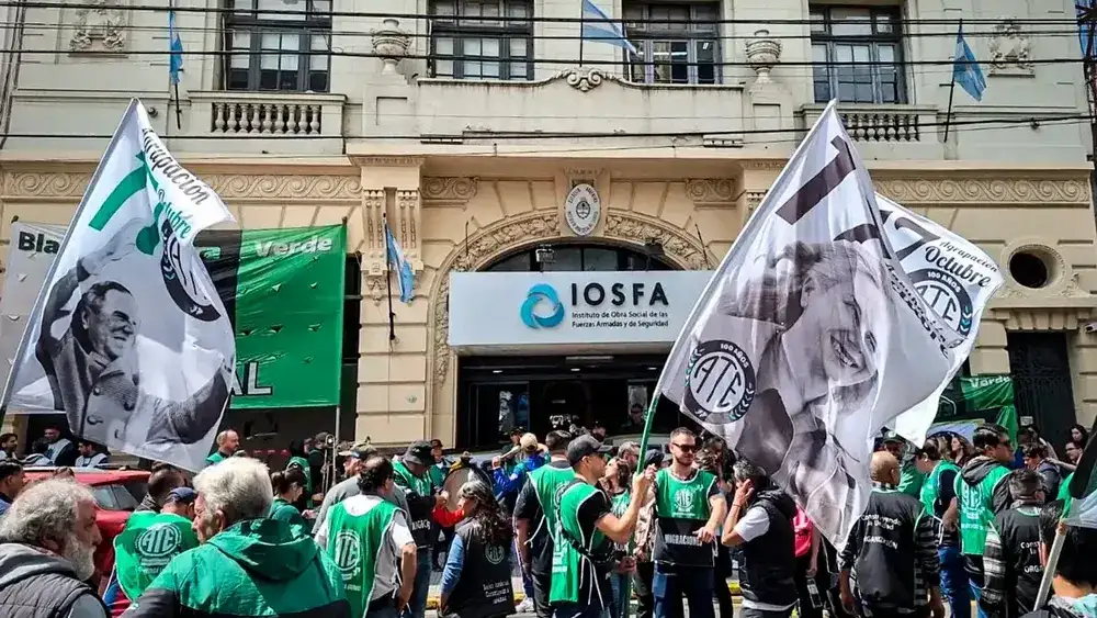 La crisis de una reconocida obra social se extiende al interior bonaerense