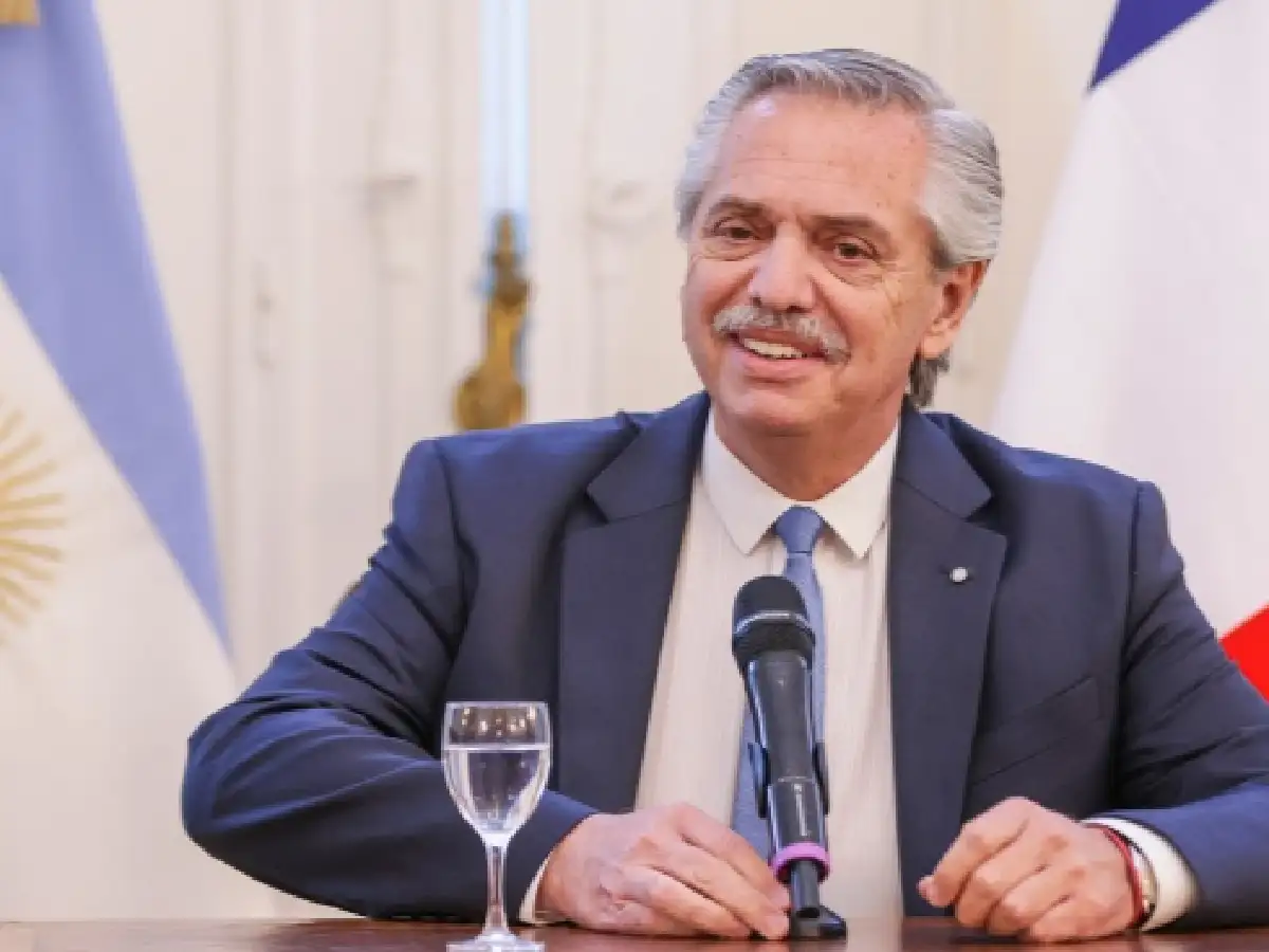 El Presidente define la agenda, tras realizarse nuevos controles médicos