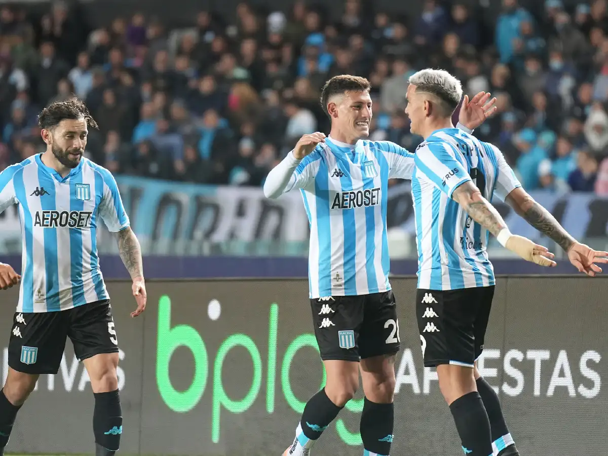 Racing le dio una paliza a Aldosivi 