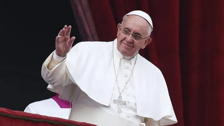 El Vaticano desmintió que el papa Francisco tenga un tumor en el cerebro
