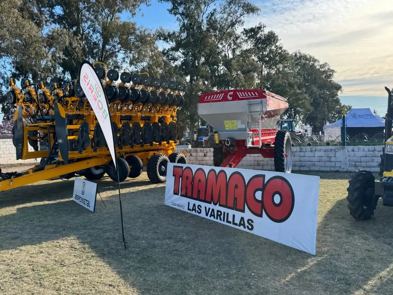 La varillense Tramaco expone las maquinarias para el sector agropecuario.