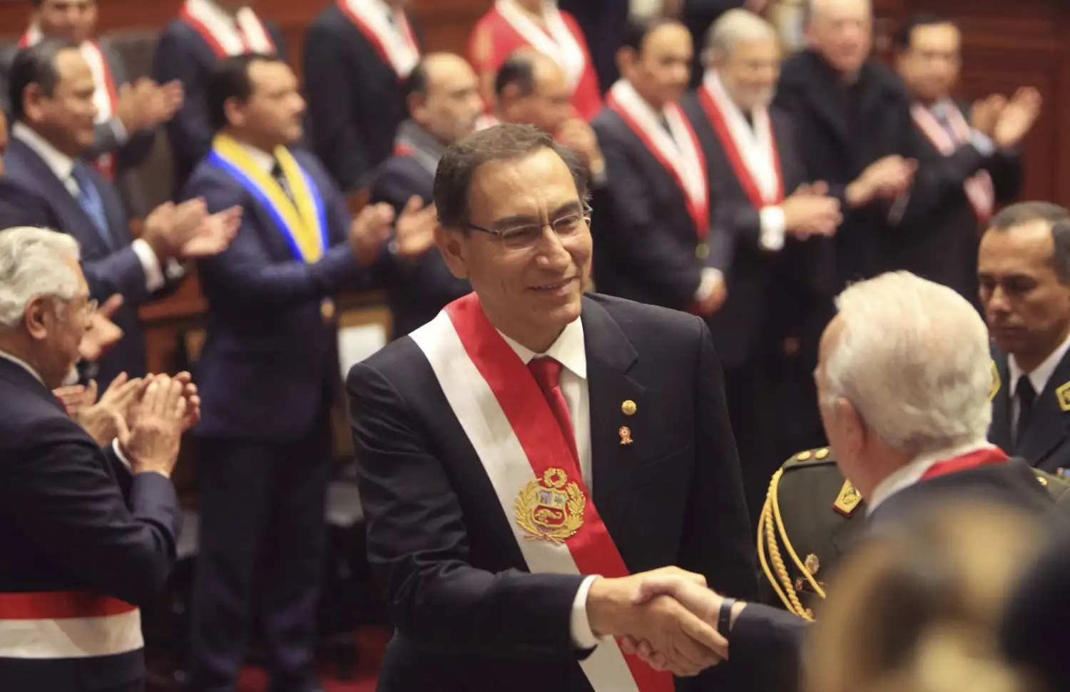 El presidente peruano someterá a consulta la reforma judicial