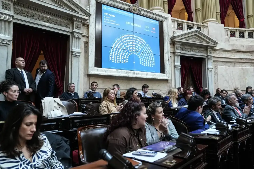 La presencia de los cordobeses y tres radicales permitió armar el quórum para tratar el criptogate