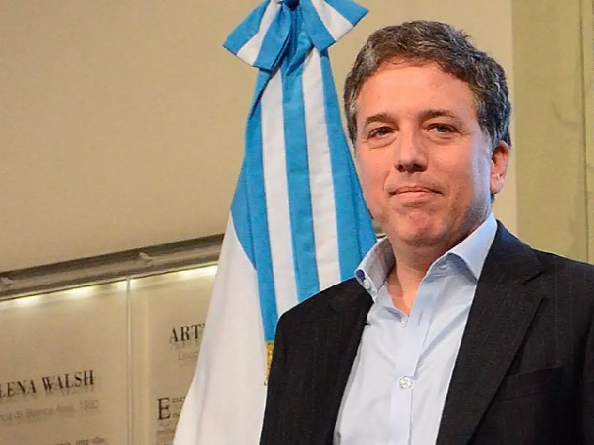 Nicolás Dujovne: "La suba del dólar es absolutamente normal" 