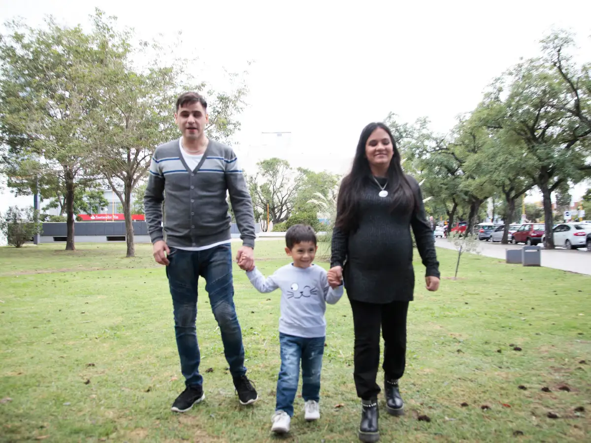 Malvina y Juan son ciegos y esperan su segundo hijo   