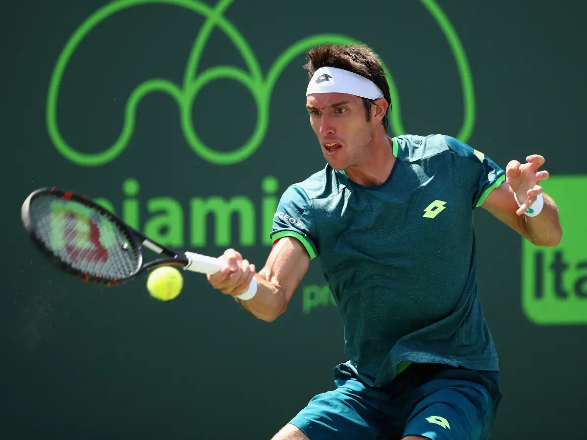 Mayer eliminado en Miami