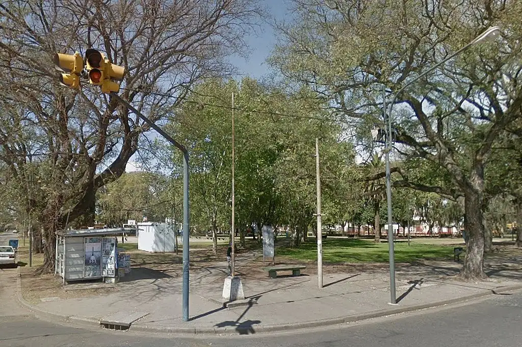 Rosario: asesinan a un hombre en una plaza de la zona norte