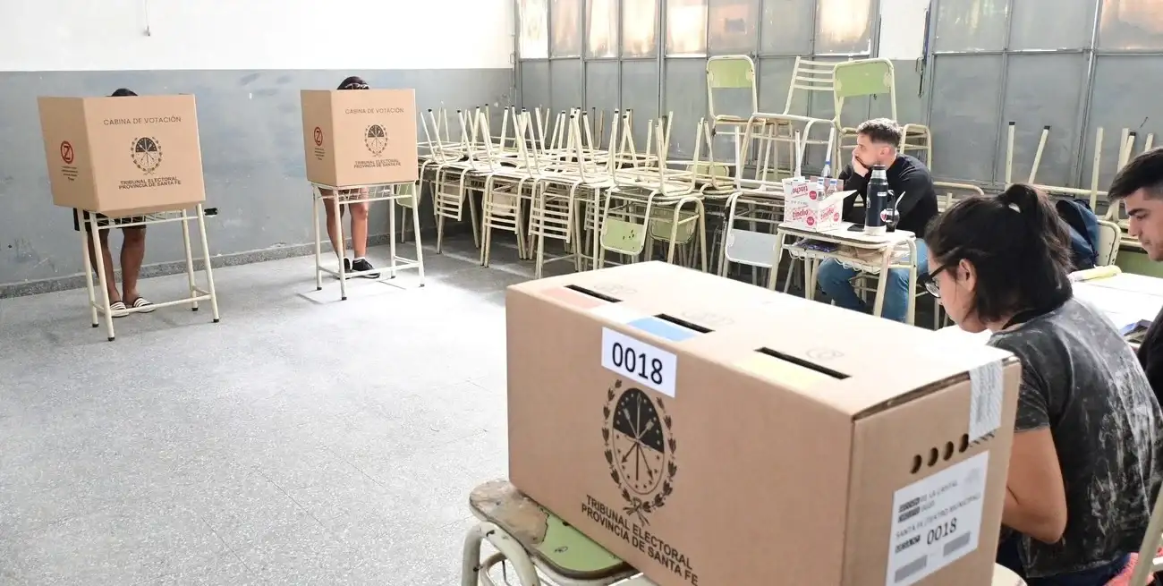 Se buscará "facilitar la selección de personas capacitadas para desempeñar esa función en los procesos electorales provinciales y municipales". Crédito: Flavio Raina