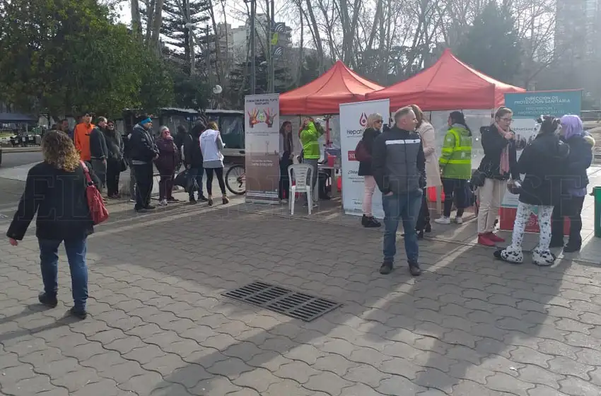 Semana de la Hepatitis B: vacunación, testeo y concientización
