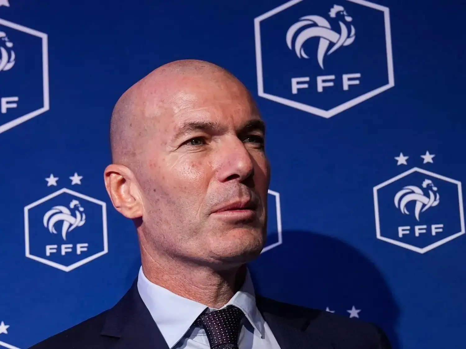 Zidane cambia las reglas en Francia
