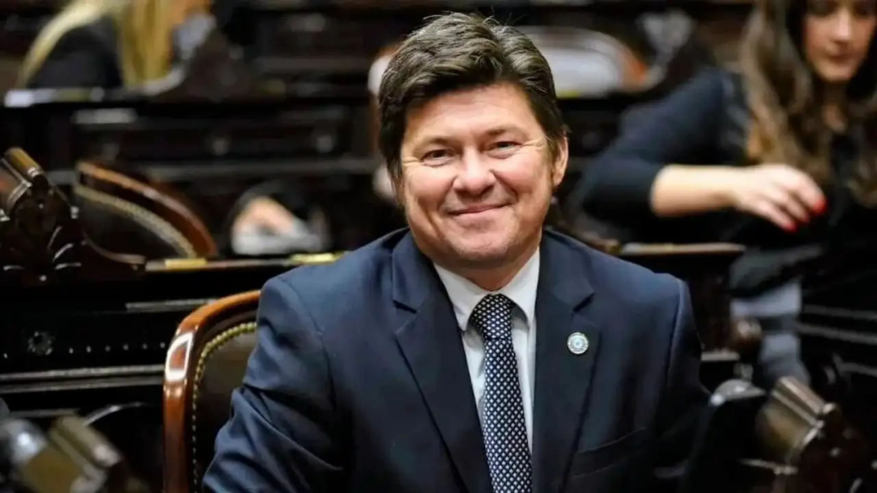 Lisandro Almirón, diputado nacional y candidato a gobernador de La Libertad Avanza.