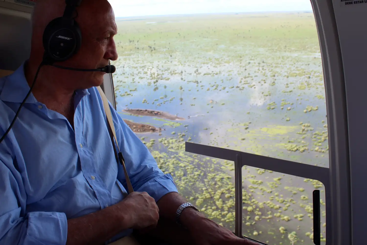Bonfatti sobrevoló la zona afectada por las inundaciones