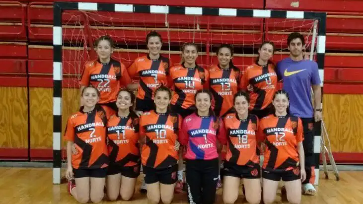 Hanball Norte ascendió y va por el título