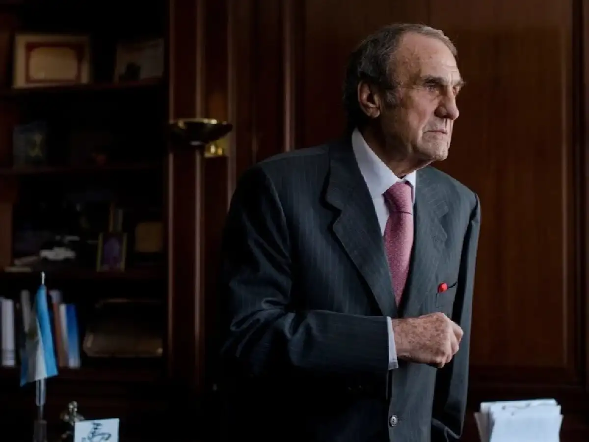 Reutemann volvió a sufrir sangrados digestivos y su condición es "grave"