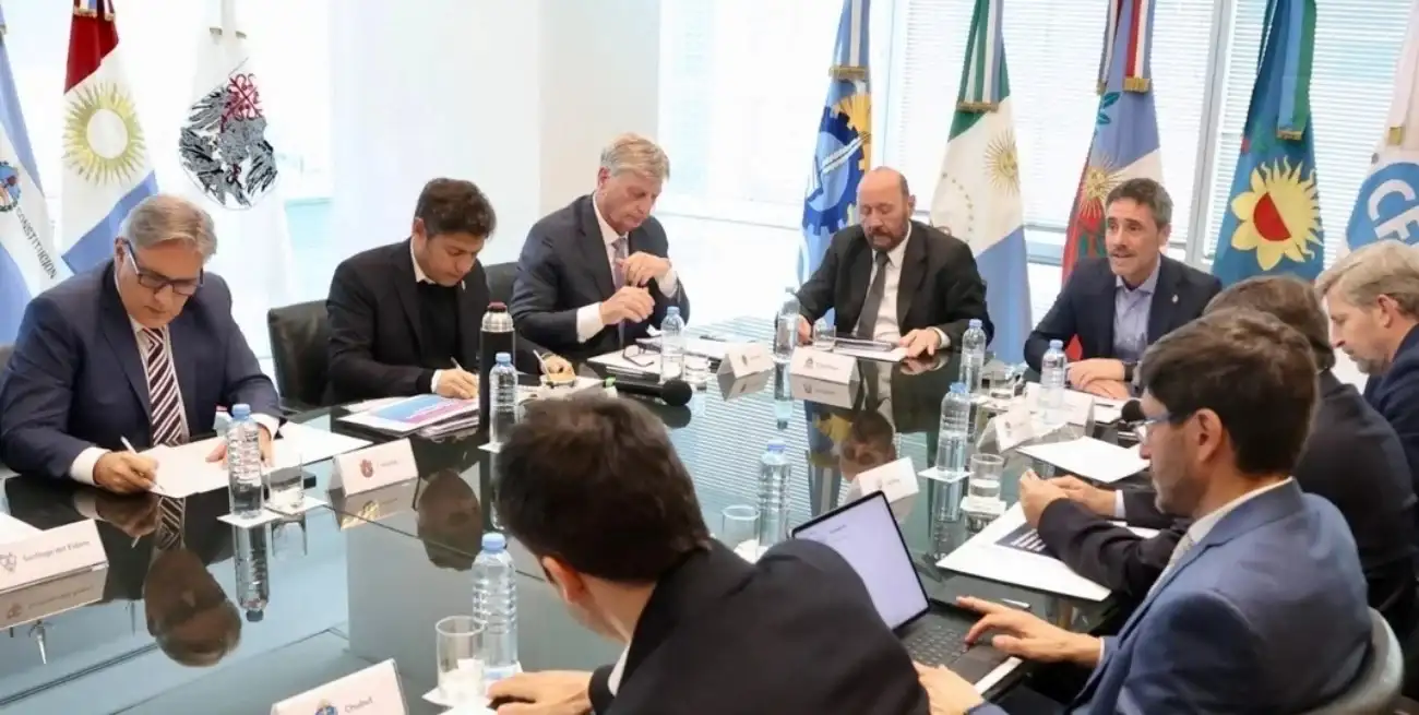 Los mandatarios provinciales de distintos partidos coincidieron en el reclamo y, ante la falta de respuesta del gobierno, avanzaron con proyectos en el Senado. Crédito: Archivo El Litoral.