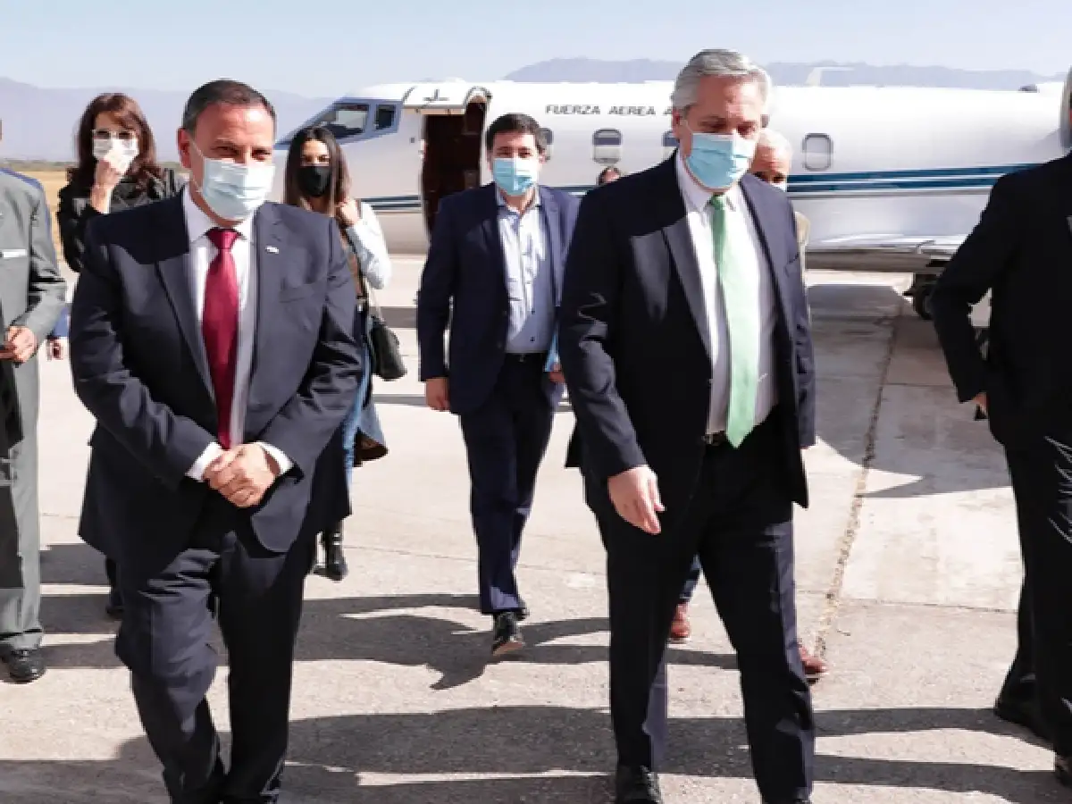El presidente suspendió su viaje a Catamarca