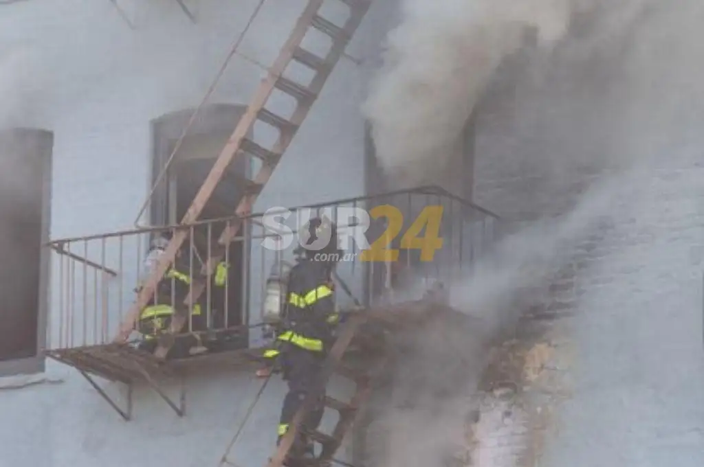 Trece heridos en Nueva York por un voraz incendio en un edificio