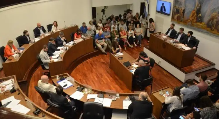 Piden aclaraciones sobre la renuncia de una vocal del Tribunal de Cuentas Municipal