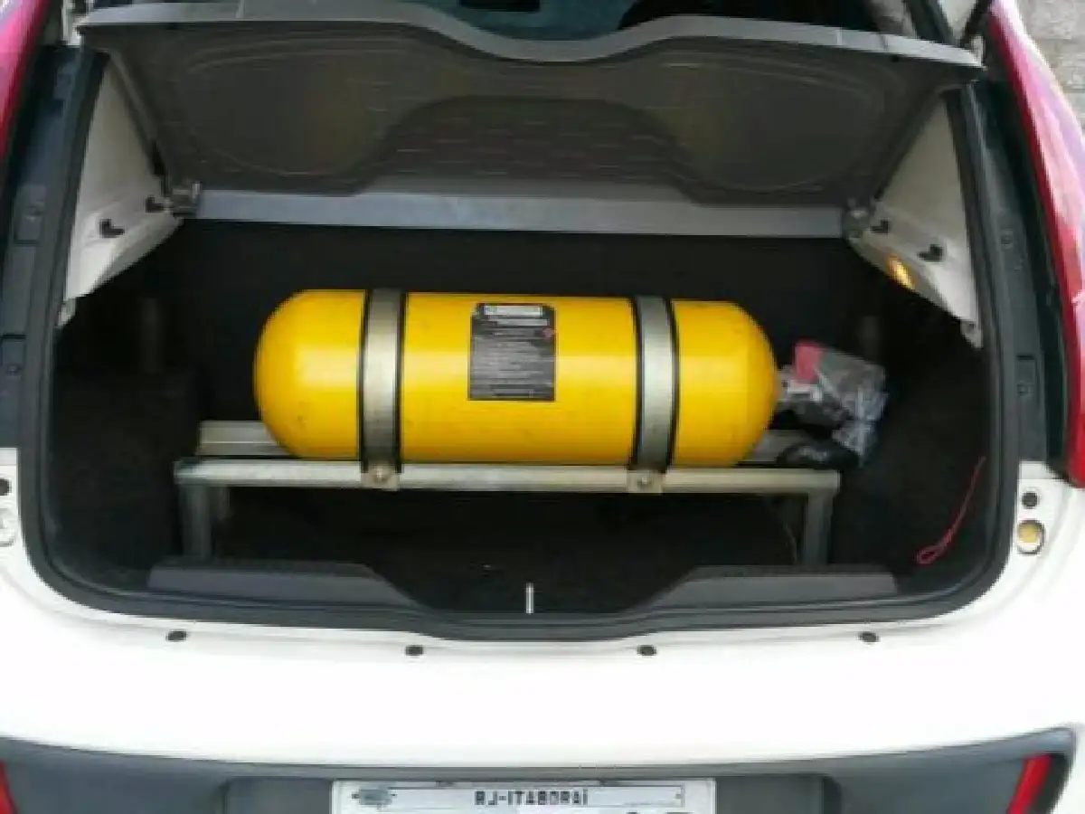 Impulsan la importación de autos con tanques de gas