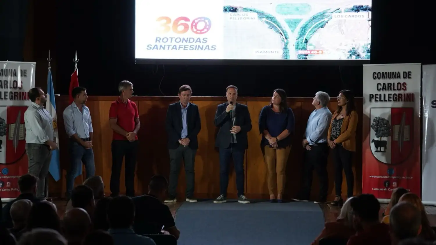 El ministro Lisandro Enrico encabezó el acto.