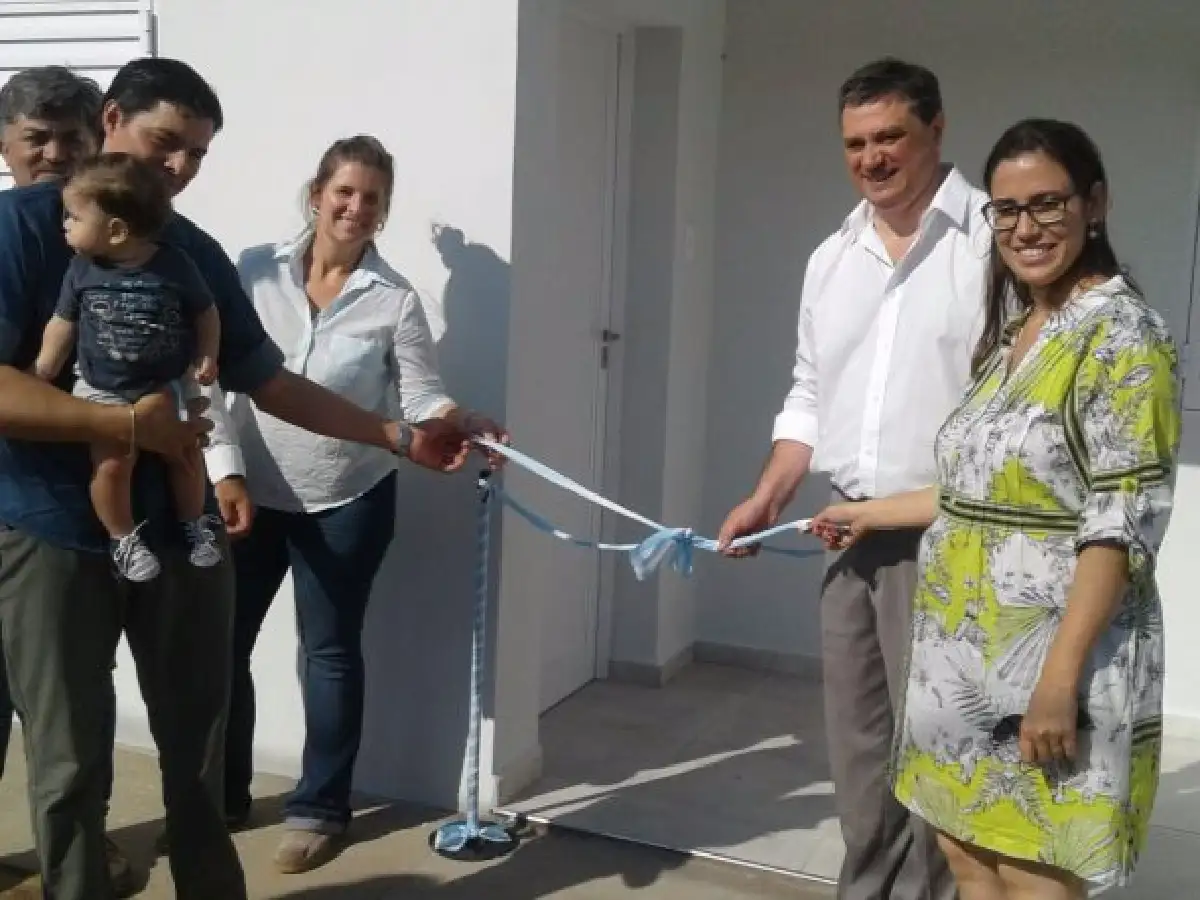 Brinkmann: otra familia cumple el sueño de la casa propia                     