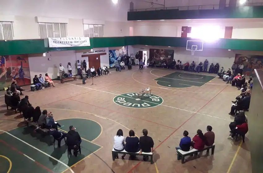 Con la participación de 50 Instituciones vecinales se realizó un plenario en APAND