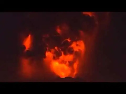 El volcán Calbuco tuvo una segunda erupción “más enérgica”: se mantiene el alerta roja en Chile