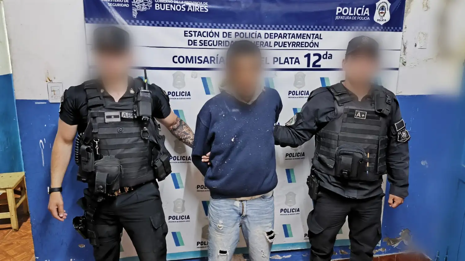El hombre de 32 años fue detenido en Nasser y Falucho.