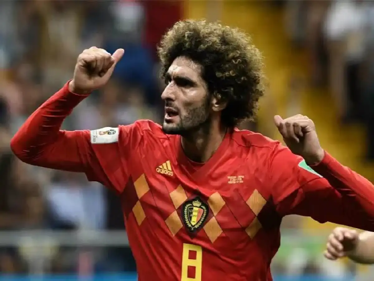 El belga Fellaini fue dado de alta tras superar el coronavirus