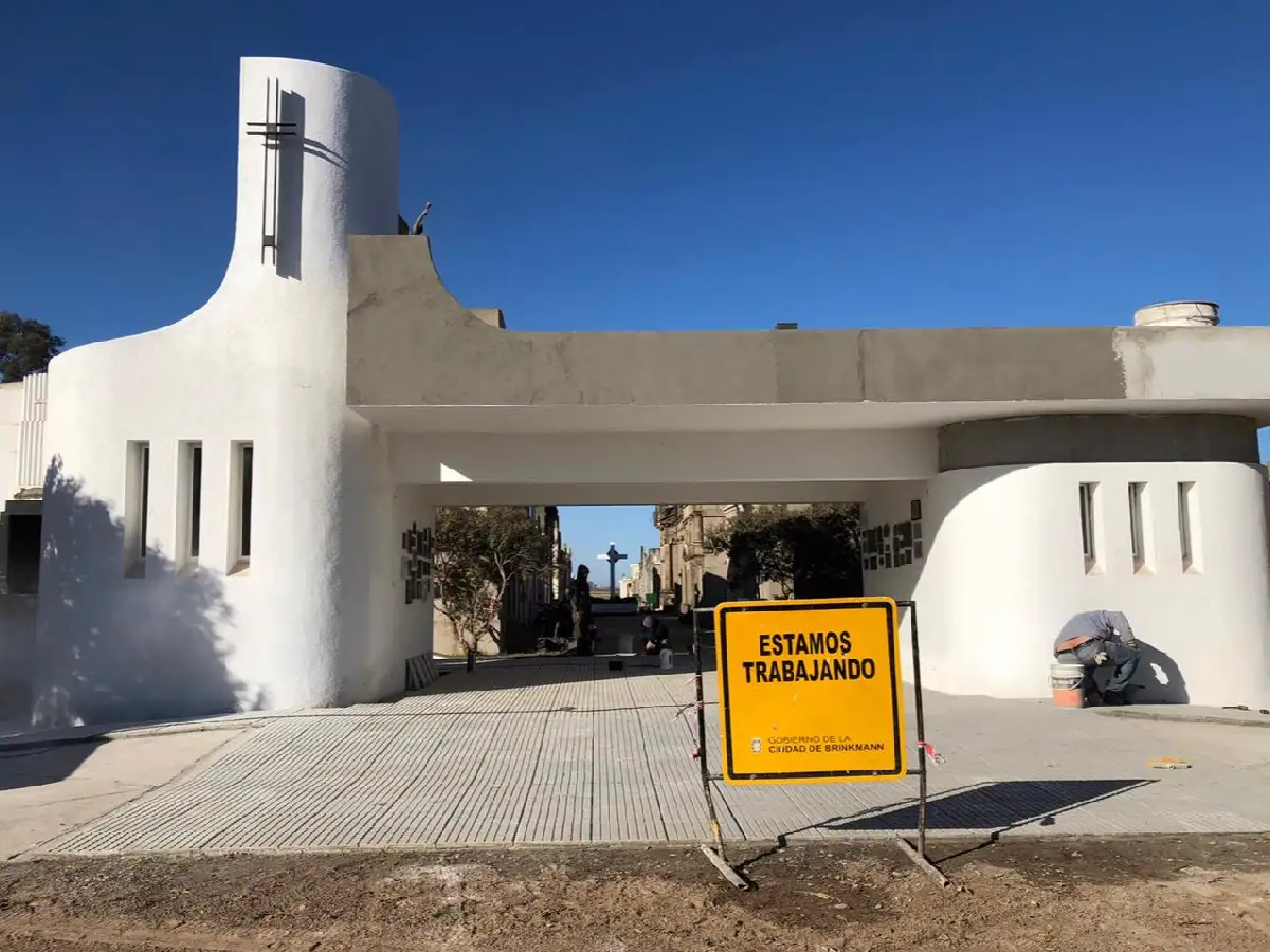 La pandemia no detiene  las obras: mejoras en el cementerio de Brinkmann 