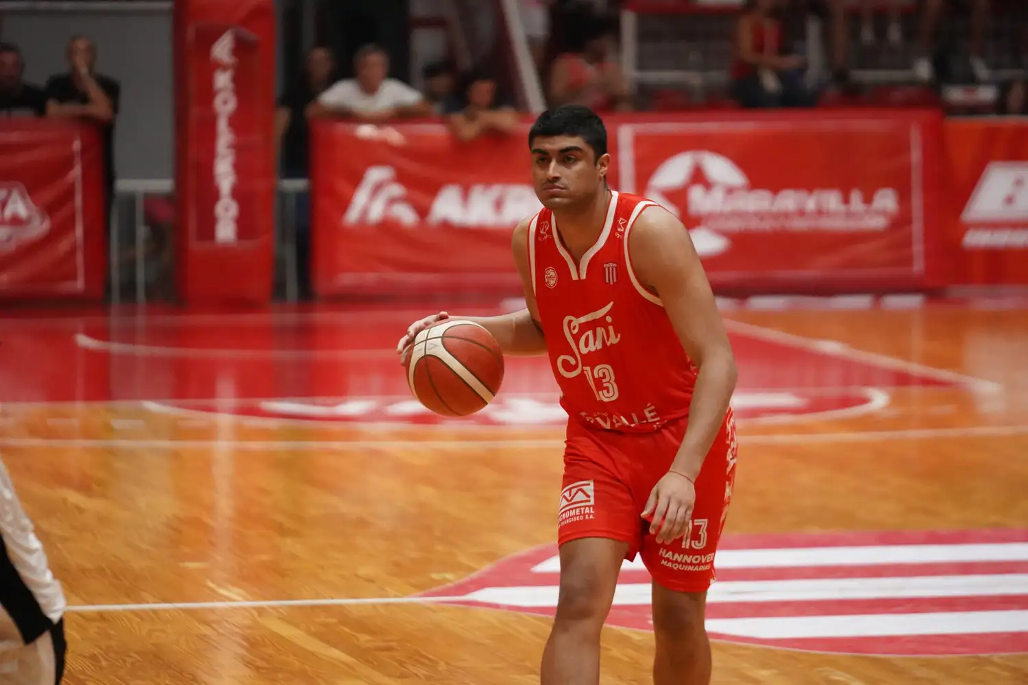 Los "Halcones" deben desplegar las alas en el "Nido".