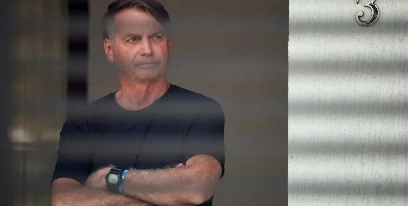 Bolsonaro enfrenta una condena de 27 años y tres meses.