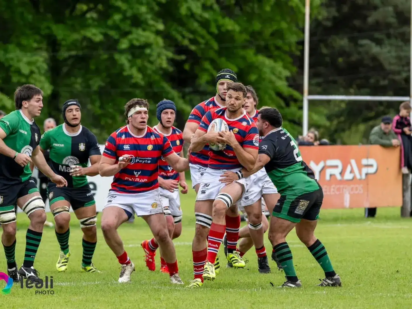 Javier Leali, Alan Hinchliff (Jockey Club Venado Tuerto) en el partido frente a Duendes por la fecha 18 del TRL.