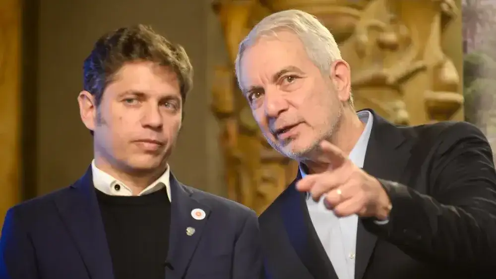 El gobernador de la provincia junto al intendente de La Plata Julio Alak. (Foto: Dib)