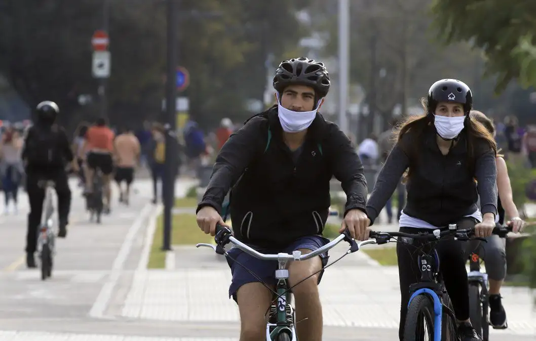 Se registraron 364 muertes y 11.807 nuevos contagios en el país