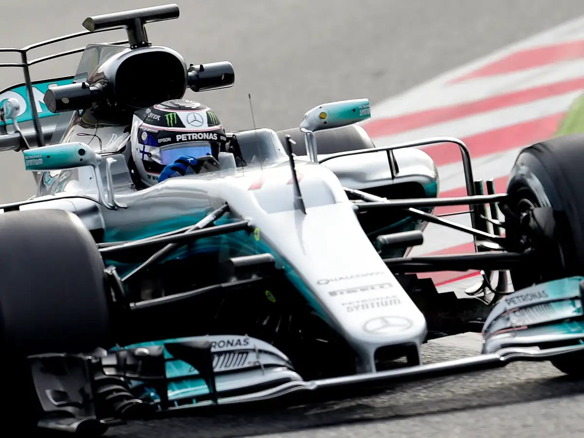 Mercedes y Ferrari, por encima de todos 