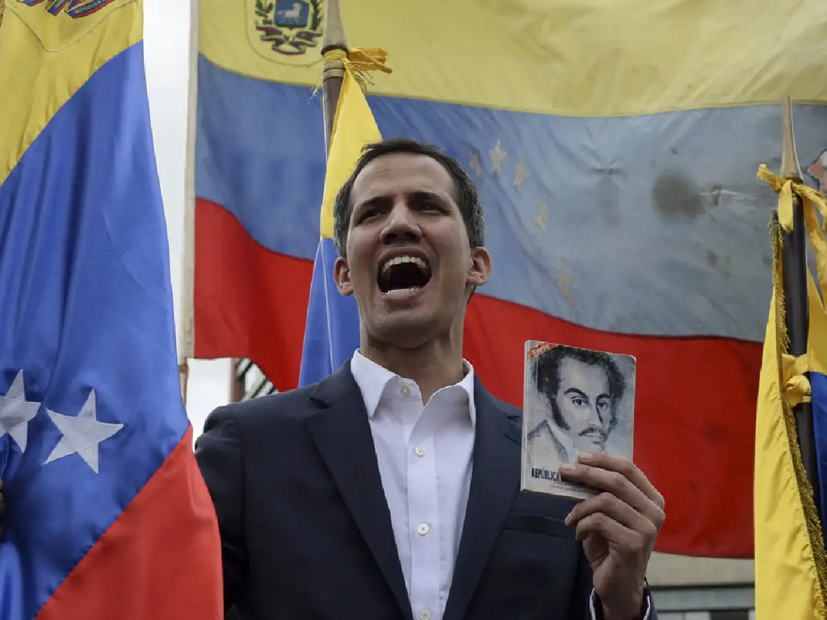 Guaidó convocó a una "gran movilización" contra Maduro