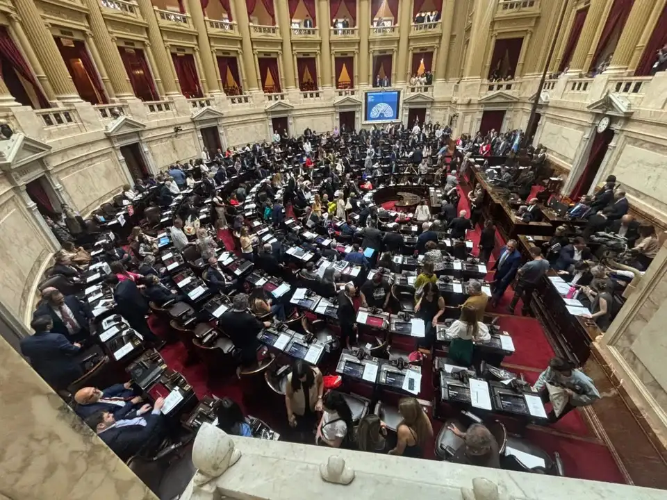 Diputados debate el miércoles la ley de Glaciares en el recinto de sesiones.
