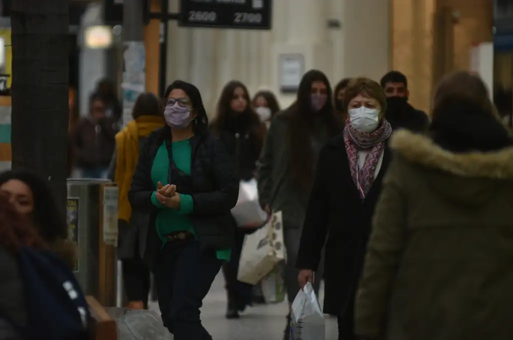 La provincia de Santa Fe reportó más de 2.000 casos de coronavirus