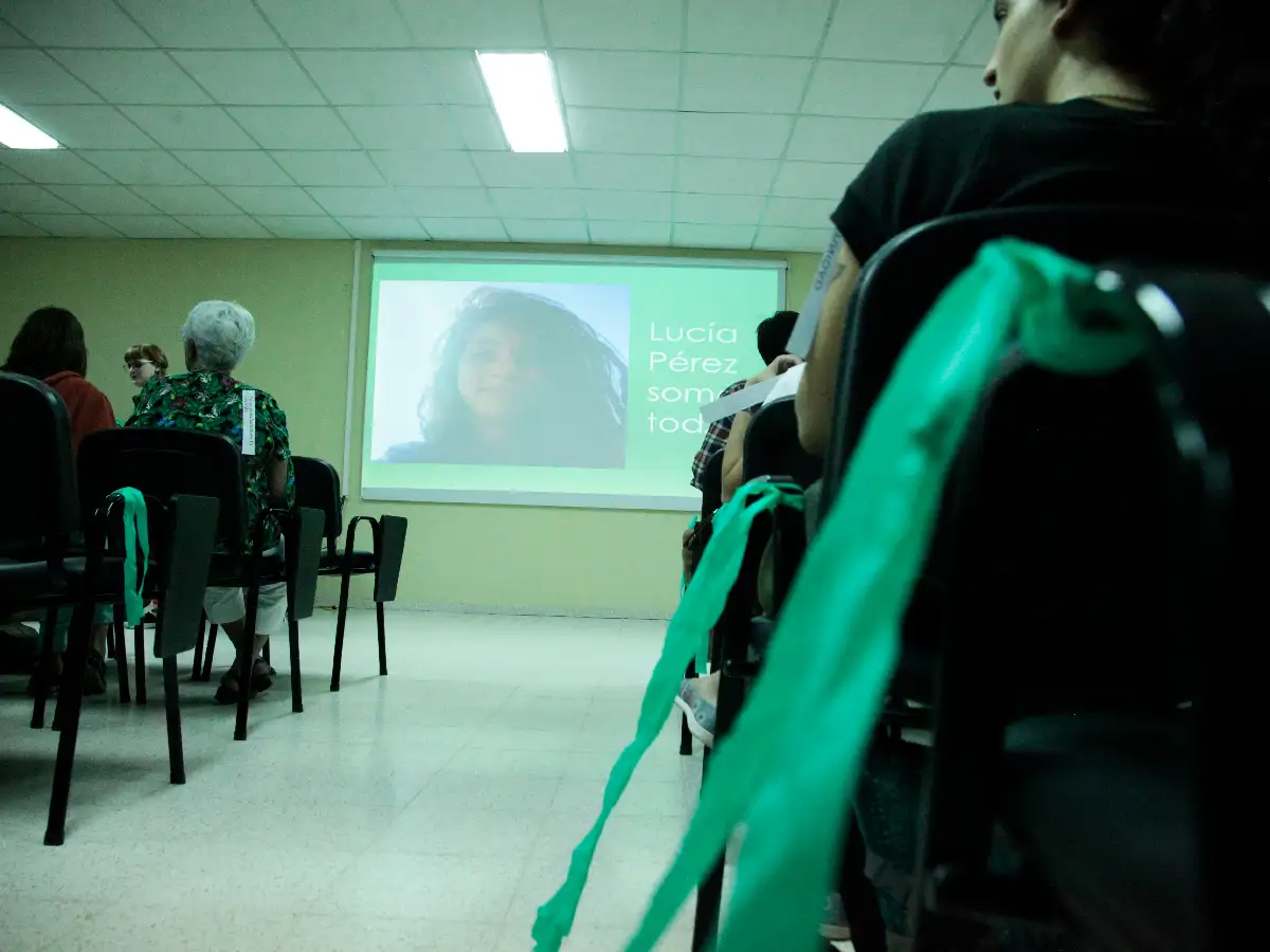 Ocho de cada diez mujeres que abortaron sufrieron violencia de género