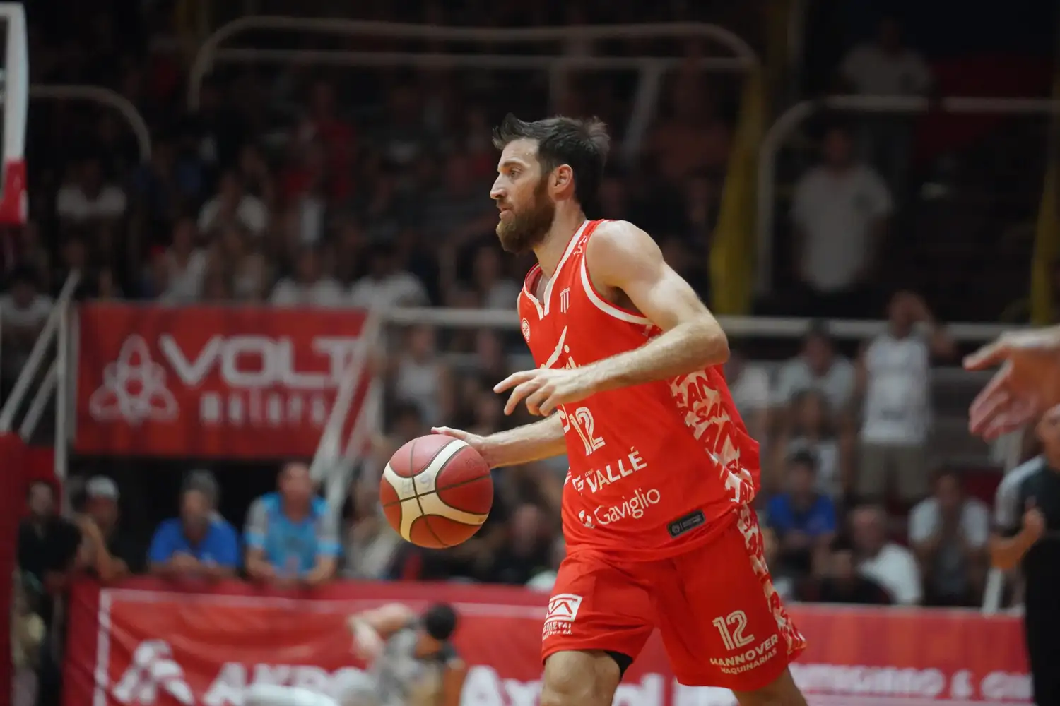 Marcos Saglietti tuvo una noche soñada en la última visita de San Isidro a la casa a de Deportivo Norte.