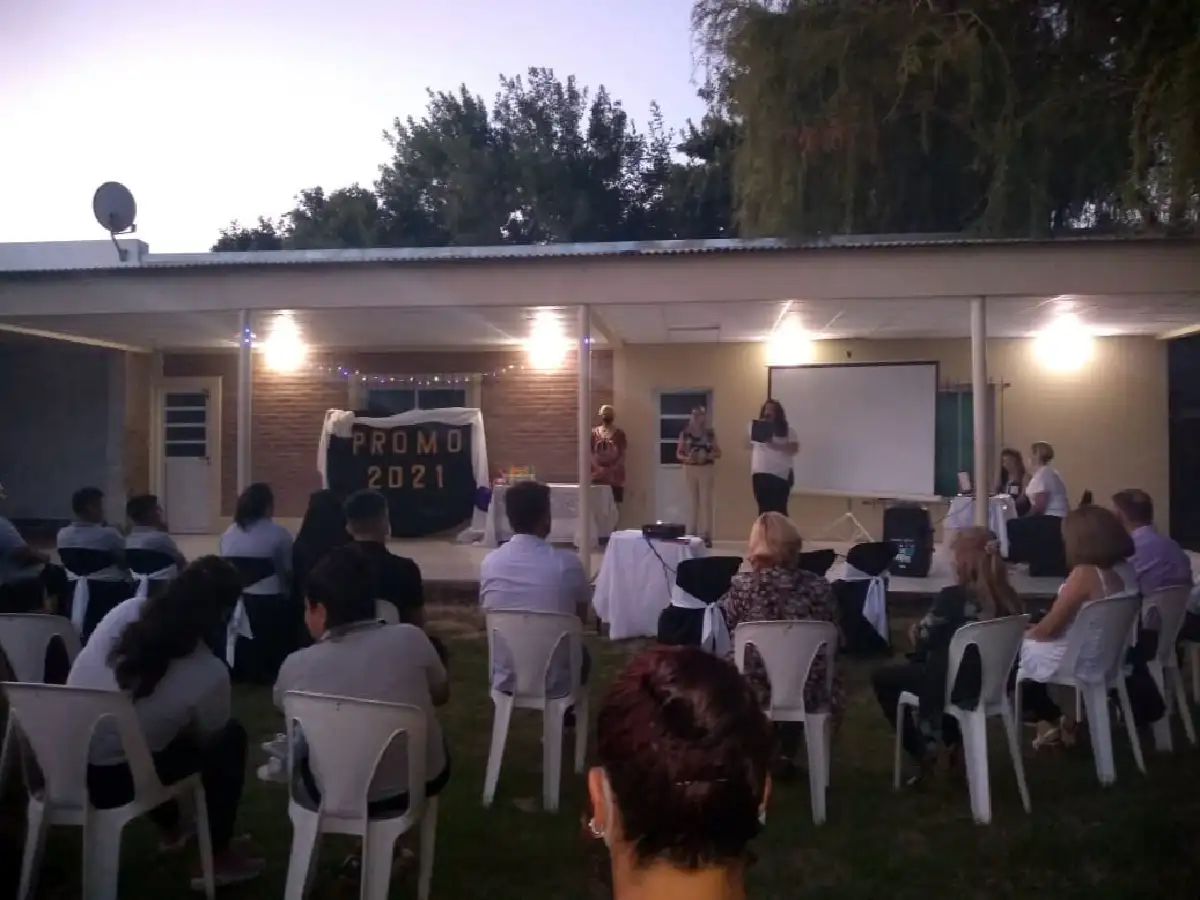 Egresó la primera promoción de estudiantes del AESO 1329