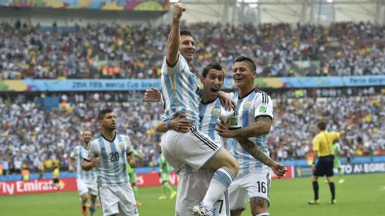 Con Messi como estandarte, la Selección enfrenta a Suiza en el primer partido a todo o nada
